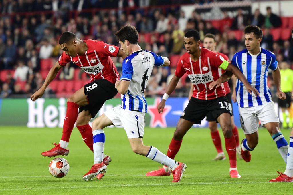 **“毫米级越位”改写足球规则？FIFA新规首案：毫厘之间的胜负天平**